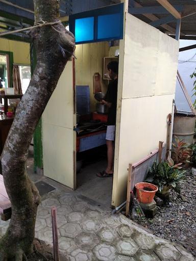 WARUNG SOTO AYAM KAMPUNG