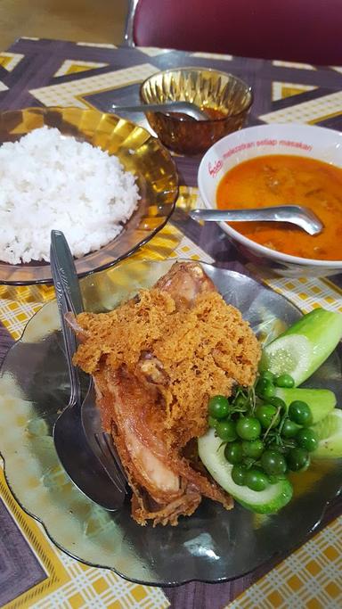 AYAM MBOK BEREK - SLAMET SUHODO