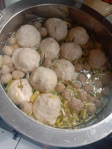 BASO MERCON KUAH LAVA BU IIS