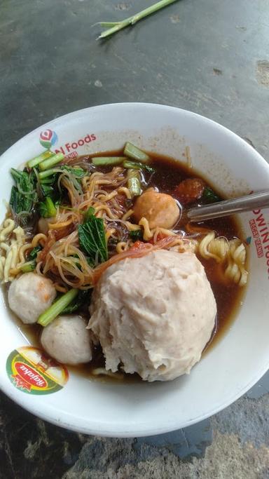 MIE BASO MEDICAL SOLO