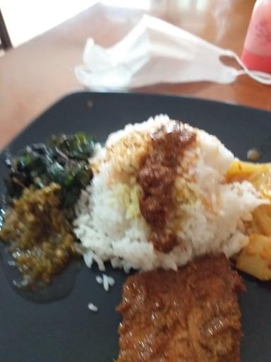 RUMAH MAKAN PADANG GANTI NYO DAN RN CELL