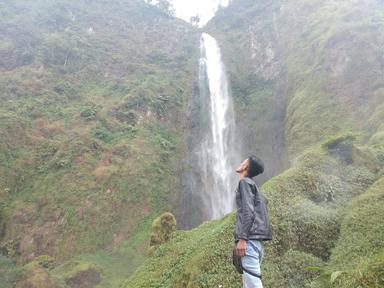 WARUNG NASI IBU ANI PENGKOLAN GUNUNG MASIGIT