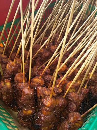 SATE KOMO CAK ARIS