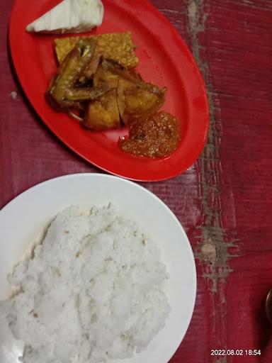 AYAM PENYET