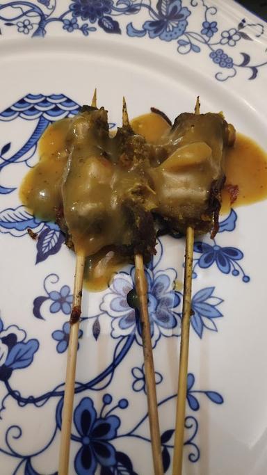 DAPUR MINANG MARTABAK MESIR SOTO PADANG