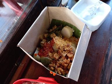 KULINER SARAPAN NASI GURIH CEGER