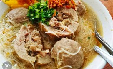 MIE AYAM & BAKSO OMAMA