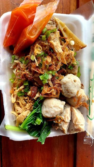 MIE AYAM BALUNGAN DAN BAKSO BALUNGAN