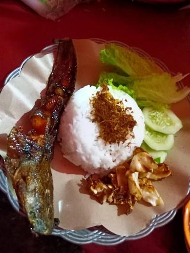 PONDOK SEGO SAMBEL MAS GENDUT