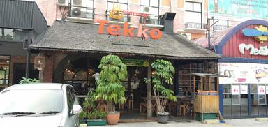 WARUNG TEKKO GREEN TERRACE