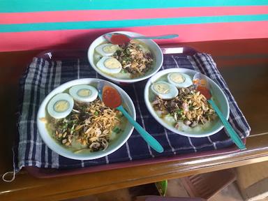 BUBUR AYAM KARUNIA PAGI