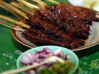 WARUNG SATE CEU LOLOM