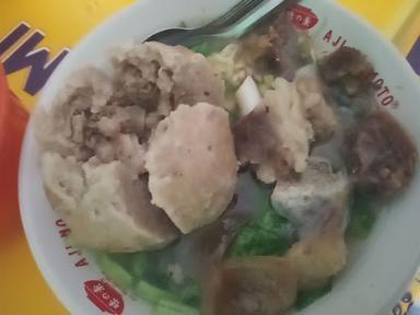 BAKSO IJO GROUP