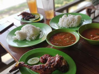 JATI FARM (RESTO DAN PEMANCINGAN)