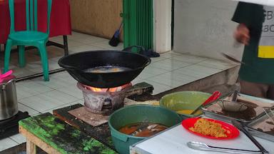 PECEL LELE AYAM GORENG KREMES CIPOCOK JAYA CABANG BHAYANGKARA