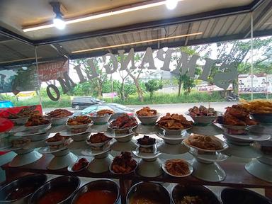 RM SIMPANG LIMO. MASAKAN PADANG