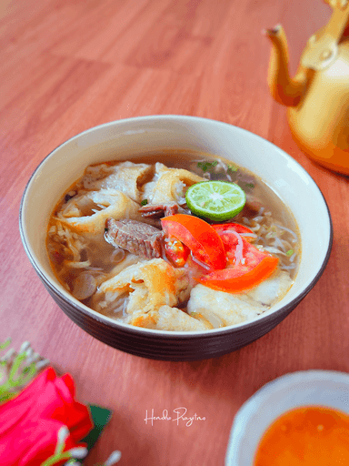 SOTO MIE KHAS BOGOR MANG OLEH