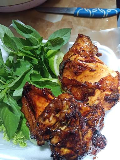 AYAM BAKAR MAS RAFFA