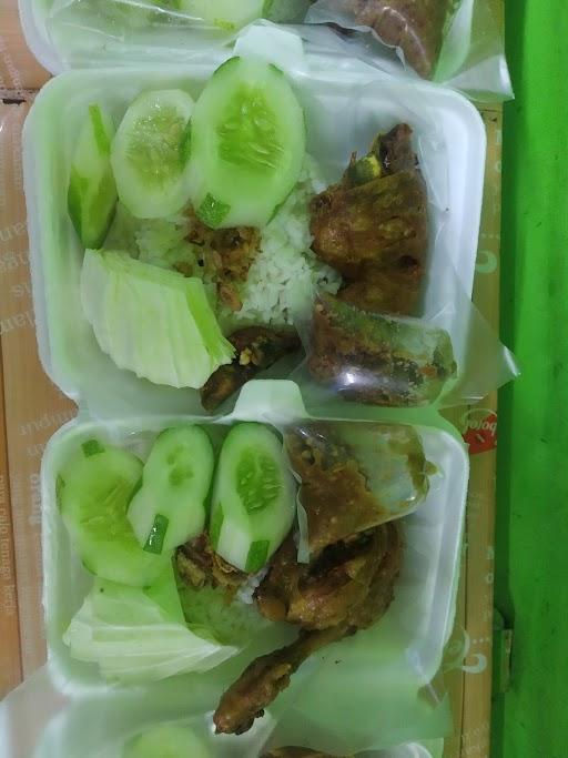 AYAM GEPUK RAMBO