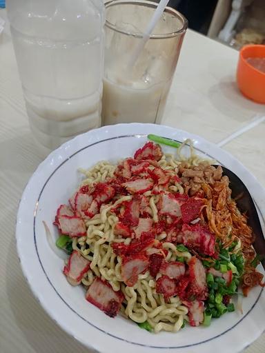 BAKMI MEDAN KEBON JAHE - GREEN LAKE CITY