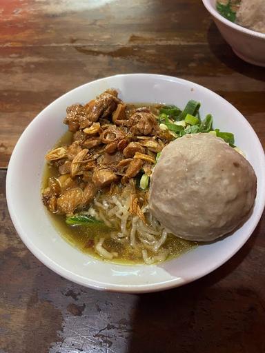 BAKSO GOYANG LIDAH MAS YANTO