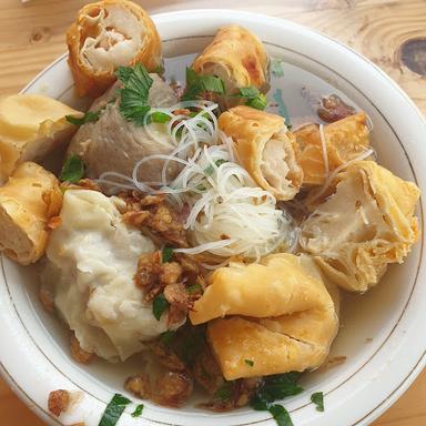 BAKSO MALANG CAK ENDUT GREEN LAKE