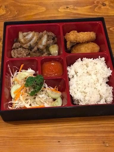 CHEF BEHI BENTO & NOODLES