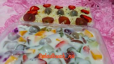 SALAD BUAH NA