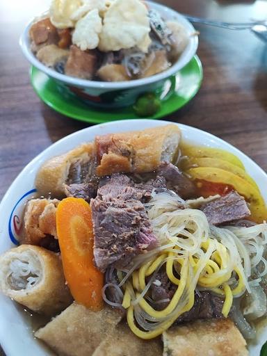 SOTO MIE PAK KADIR