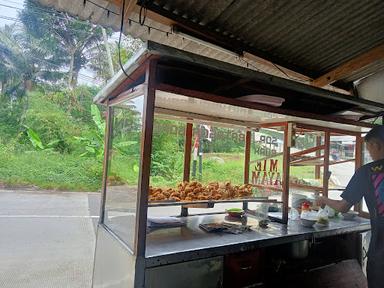 KEDAI BAKSO GORENGAN DAN MARTABAK BAROKAH