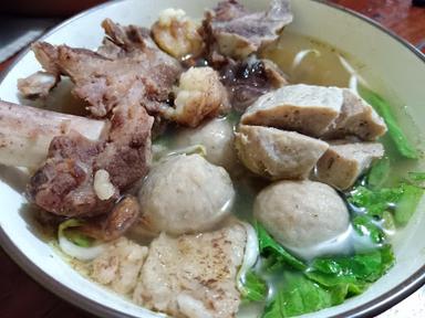 BAKSO TENIS MAS KRIBO