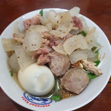 BAKSO TENIS MAS KRIBO