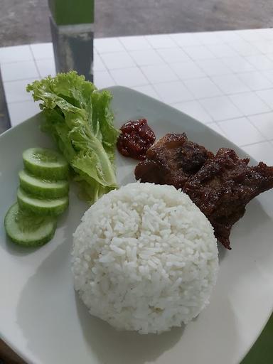 IGA BAKAR NYAI LARAS