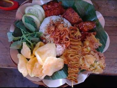 KEDAI NASI UDUK IBU DEDEH