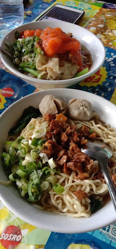 MIE AYAM MAS DOEL