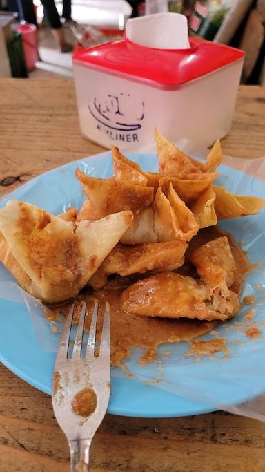 NASI GUDEG & LIWET CAH SOLO (CABANG PASAR MODERN BINTARO)