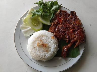 OEMAH SAMBAL MAREM