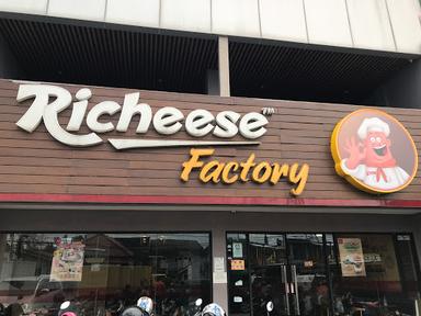 RICHEESE FACTORY ARIA PUTRA