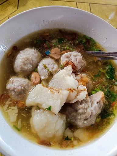 WARUNG MAKAN BETAWI EMAK/POK LINDA