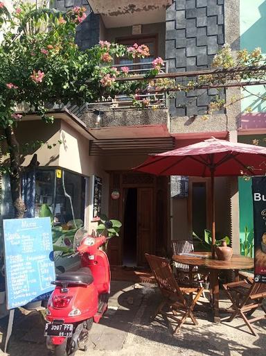 RUMAH TOAST YANG K2 COFFEE