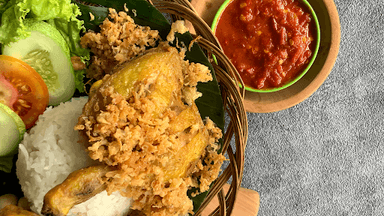 AYAM GORENG PURNASARI, RUKO BUKIT AMANAH