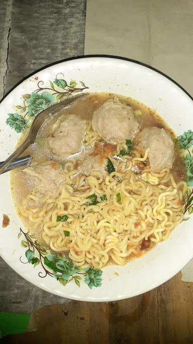 BAKSO & MIE AYAM KING SALMAN