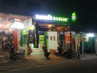 BURGER BANGOR CIPUTAT CIRENDEU