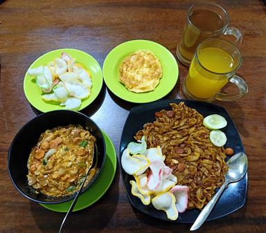 NASI GORENG NUSANTARA MPOK YANI REMPOA