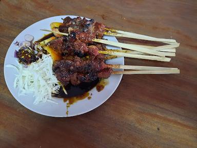 PONDOK SATE KAMBING MUDA H. PAIJO