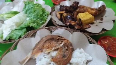 WARUNG NASI TASIK