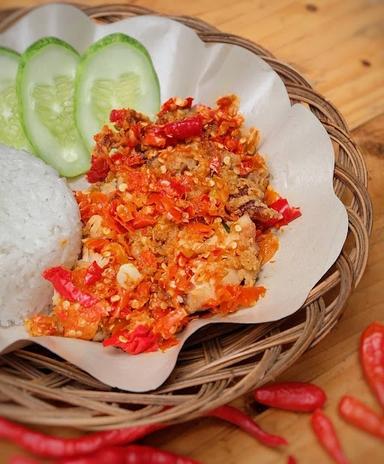 AYAM GEPREK IBU MERTUA