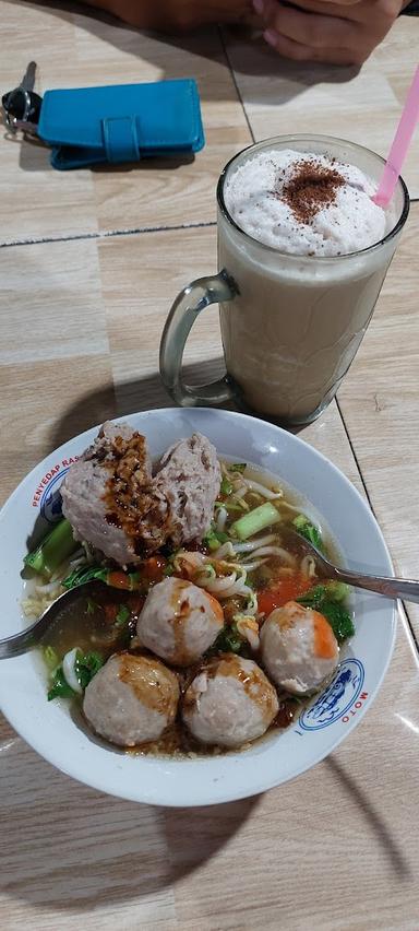 MIE AYAM DAN BAKSO SAMA SUKA (MBAH MIN)