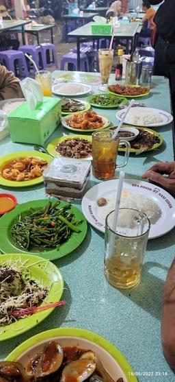 Photo's Seafood Ade Fani 67 - Ciracas