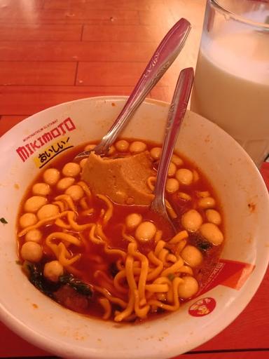 BAKSO & MIE AYAM SUPER SEMAR